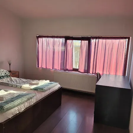 Spacious And Cozy